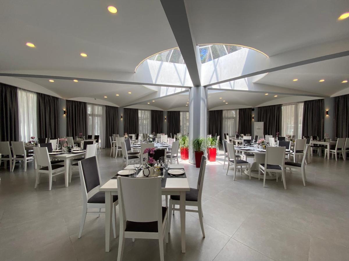 Atrium Deluxe Resort Голем Экстерьер фото